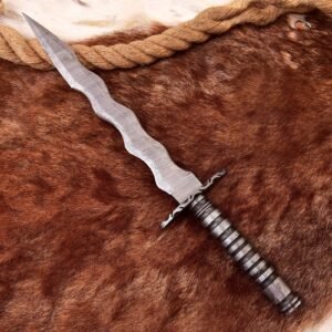 Custom handmade full tang Damascus steel double-edge dagger With Leather Sheath