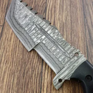 Custom Handmade Damascus Steel Tracker Knife - Beautiful G10 Handle Perfect Edges.