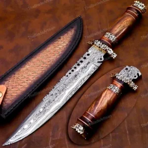 Handmade Damascus Steel Hunting/Bowie Knife Is a Masterpiece of Craftsmanship Blending Functionality With Artisanal Beauty