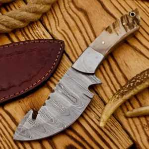 9.0" Handmade Damascus Steel Skinner Hunting Camping Knife W/Ram Horn Handle