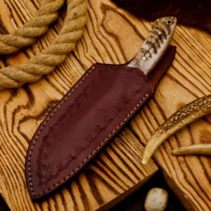 9.0" Handmade Damascus Steel Skinner Hunting Camping Knife W/Ram Horn Handle