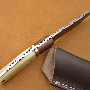 Damascus Hunting Knife, Damascus Steel Classic Skinner Knife, 8", Walnut Wood, Camel Bone Handle, Fixed Blade, Full Tang