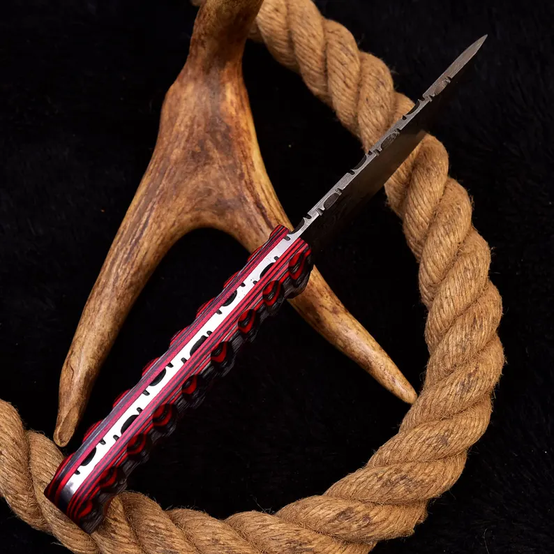 Handmade Damascus Steel Skinner Skinner Knife & High Quality Italian Style Leather Sheath Handmade Damascus Steel Skinner Skinner Knife & High Quality Italian Style Leather Sheath